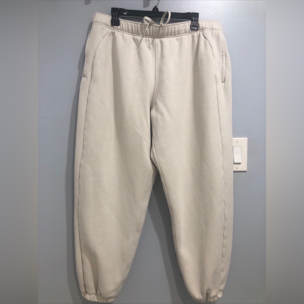 Lululemon Scuba Mid-Rise Oversized Jogger Sweatpants Womens XL Beige Fleece